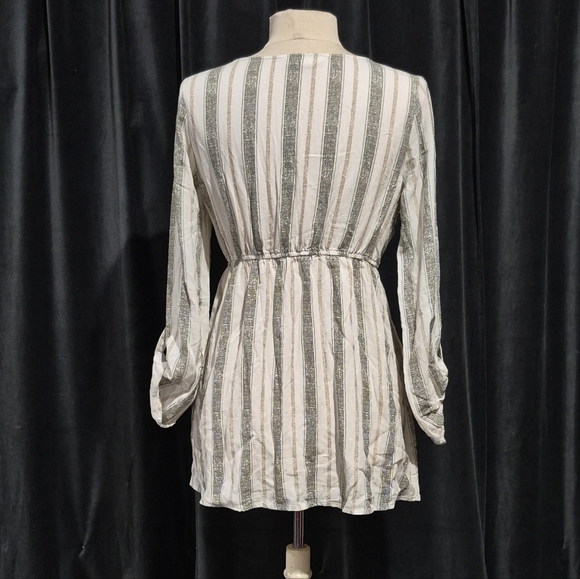 Sweet Wanderer Striped Long Sleeve Top - Cream and Gray - Picture 3 of 6